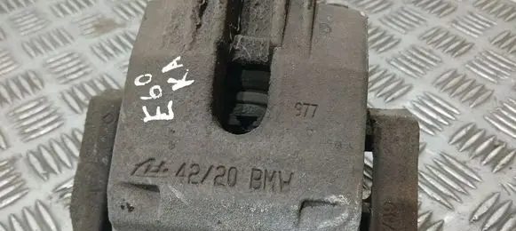 BMW 5 E60 E61 Rear brake caliper 4220