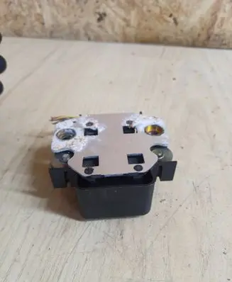 Mercedes-Benz E W210 ESP acceleration yaw rate sensor 0265005230 0005422481