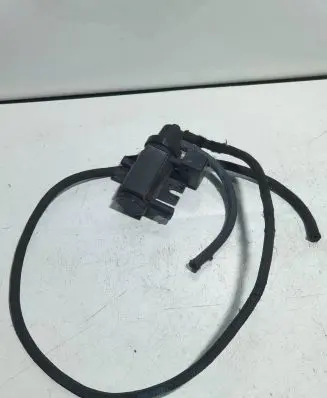 BMW 1 E82 E88 Turbo solenoid valve 7805391 70206301 07T179