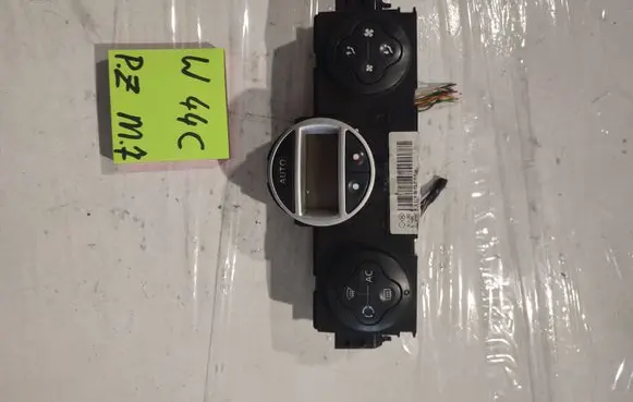 Renault Scenic II - Grand scenic II Air conditioner control unit module P8200105921A