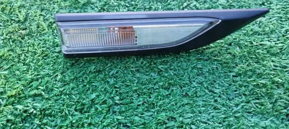 Volkswagen Transporter - Caravelle T6 Mirror indicator light 7E0949102