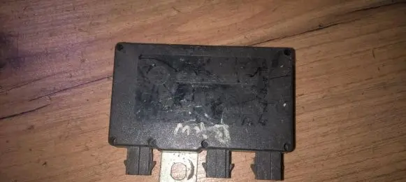 BMW 3 E46 Antenna control unit 65248380944 65.24-8380944