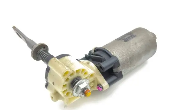 Lexus IS 220D-250-350 Seat adjustment motor 8582033020 1620006861 43944010080