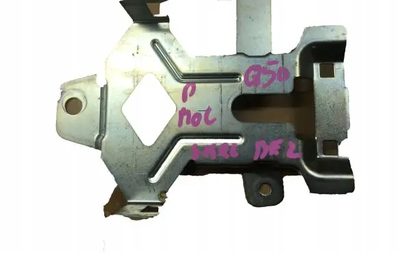 Infiniti Q50 Gearbox mounting bracket
