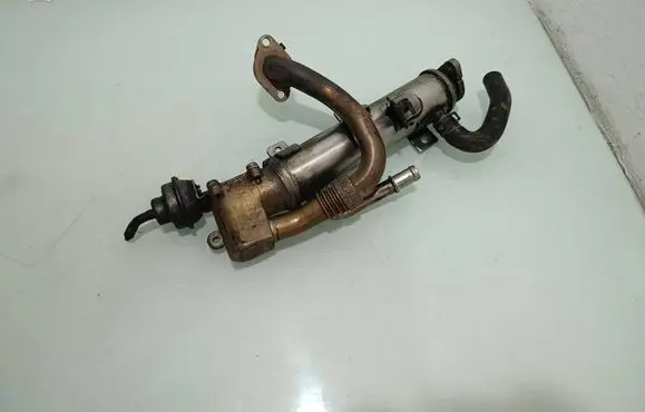 Audi A5 Sportback 8TA EGR valve cooler 03L131512AH