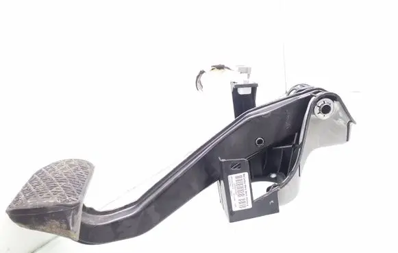 Mercedes-Benz E A207 Brake pedal A2042902001 PP204902001 PP204292023