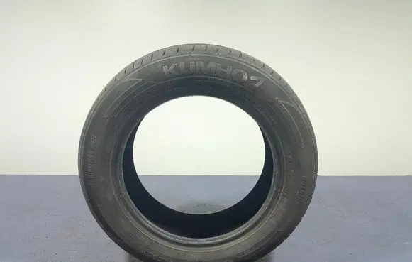 Skoda Fabia Mk1 (6Y) R17 summer tire 8808956238360