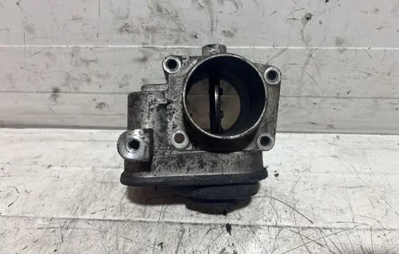 Opel Astra H Throttle valve 8973002310