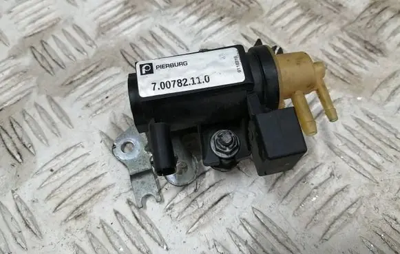 Mercedes-Benz B W246 W242 Vacuum valve 700782110