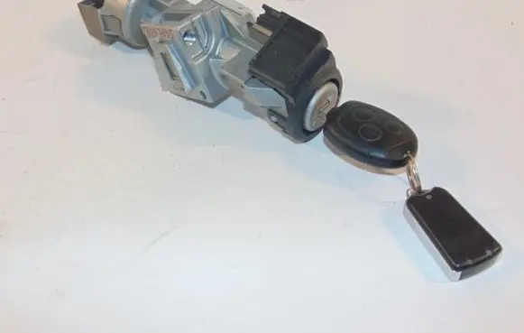 Ford Focus C-MAX Ignition lock 1681167 3M513F880AA 1230856