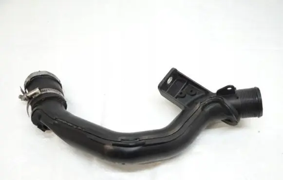 Ford Focus Air intake duct part P110