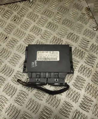Mercedes-Benz S W220 Parking PDC control unit/module A0335453332 0263004071
