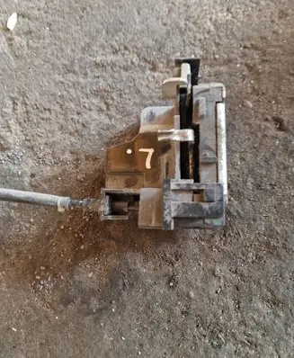 Fiat Doblo Front door lock