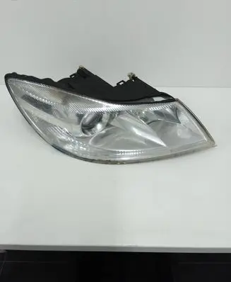 Skoda Octavia Mk2 (1Z) Headlight/headlamp 1Z1941016F 1EL24705202