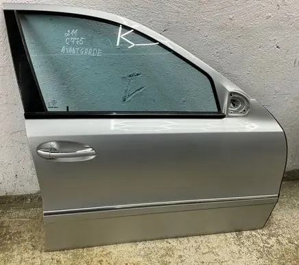 Mercedes-Benz E W211 Front door 