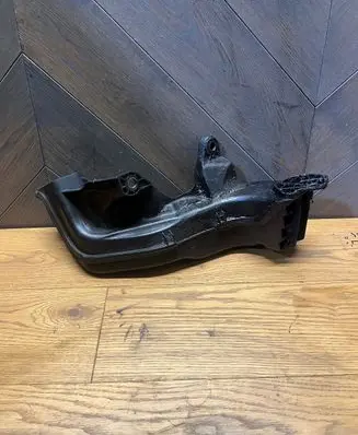 Opel Vivaro Air intake duct part 214757782R 3636