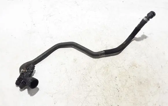 BMW 5 F10 F11 Engine coolant pipe/hose 8511760