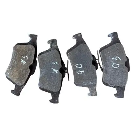 Ford Grand C-MAX Brake pads (rear) 