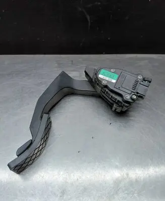 Audi A8 S8 D3 4E Accelerator throttle pedal 4E1723523E