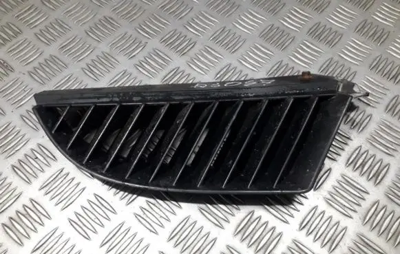 Mitsubishi Colt Front bumper lower grill mn127774