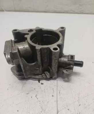 Audi A4 S4 B8 8K Vacuum pump 06J145100C