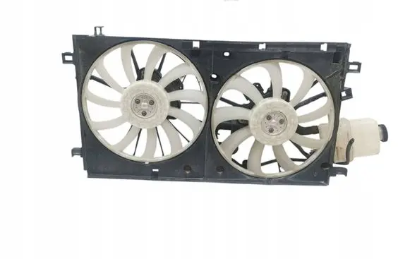 Toyota Prius c Electric radiator cooling fan