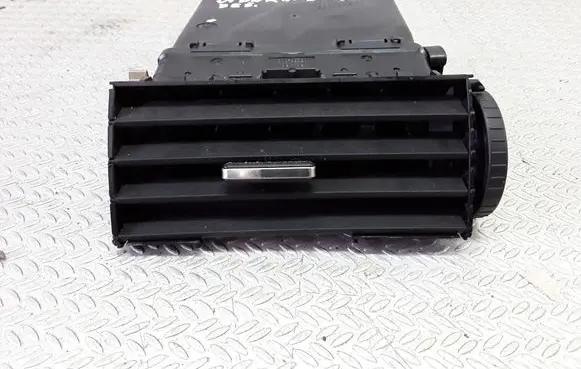 Ford C-MAX I Dash center air vent grill 3M51R014L21BE
