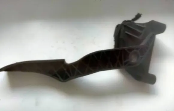 Opel Zafira B Accelerator throttle pedal 9202341 6PV00811400