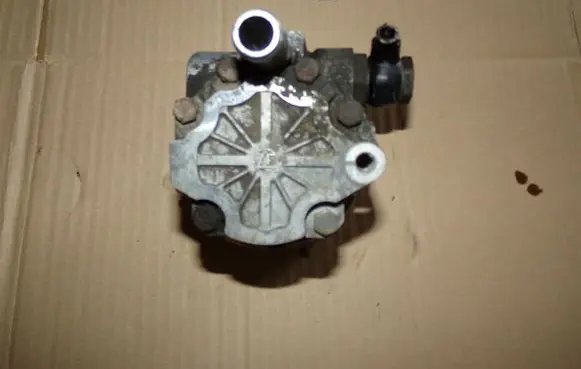 Volkswagen Polo III 6N 6N2 6NF Water pump