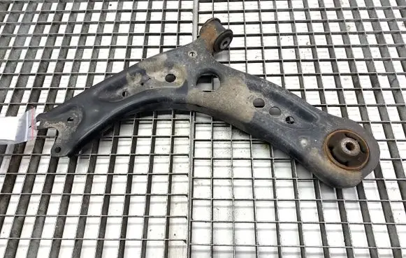Skoda Octavia Mk3 (5E) Front control arm 5Q0407151T