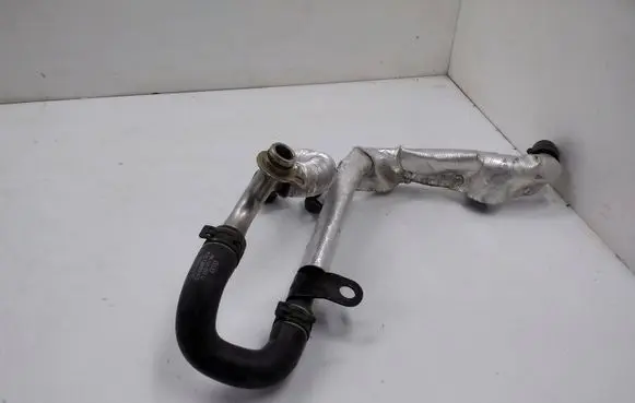 Air intake hose/pipe