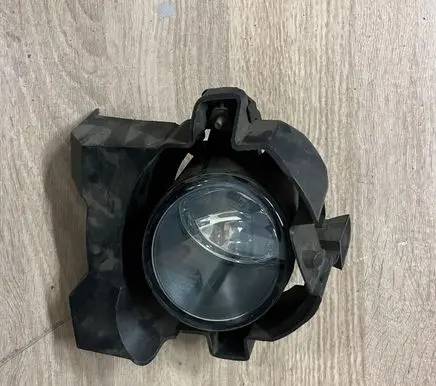 Nissan Juke I F15 Front fog light 261558992A 10000651