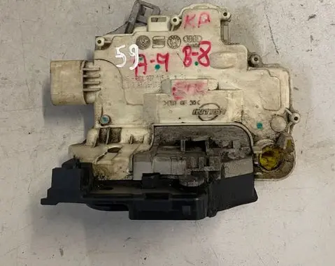 Audi A4 S4 B7 8E 8H Front door lock 3C1837015A