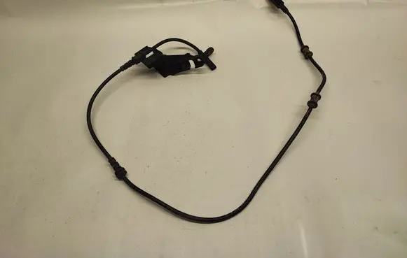 Mercedes-Benz A W176 ABS brake wheel speed sensor A2465402510 A2465461943