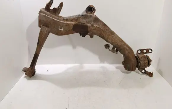 Toyota Avensis T250 Rear control arm