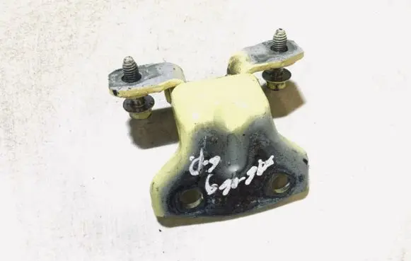 Hyundai Atos Classic Rear door lower hinge