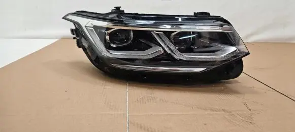 Volkswagen Tiguan Headlight/headlamp 5NB941082C