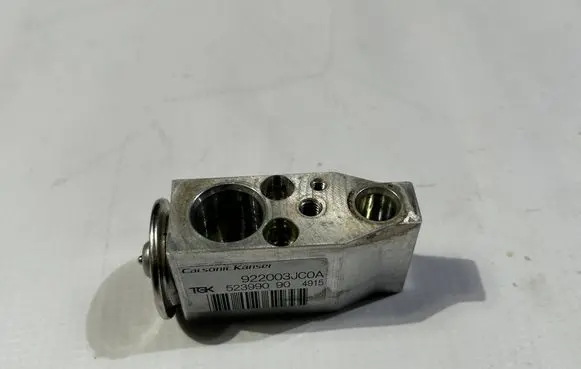 Air conditioning (A/C) expansion valve