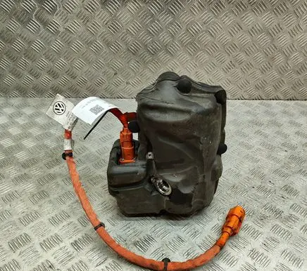 Volkswagen Golf VII Air conditioning (A/C) compressor (pump) 5QE816803G 5QE816803K
