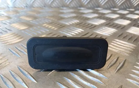 Renault Laguna III Tailgate glass/window release handle 8200076256 88000001