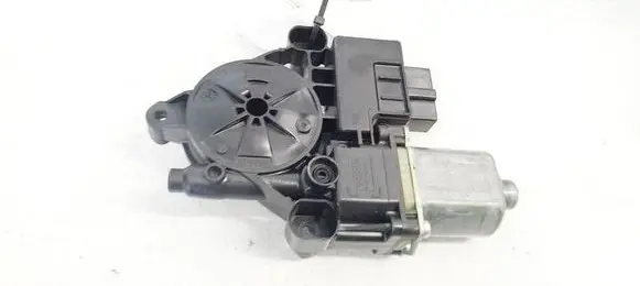 Skoda Octavia Mk2 (1Z) Rear door window regulator motor 5Q0959407A