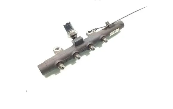 Renault Scenic II - Grand scenic II Fuel main line pipe 8200397346 5WS40154 H8200296867