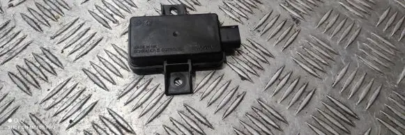 Mercedes-Benz E W212 Tire pressure control unit 670032409