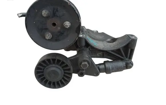 Opel Frontera B Power steering pump 90528666
