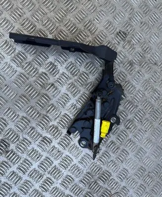 Audi A6 S6 C8 4K Engine bonnet/hood hinges 4K0823302A 4K0823823A