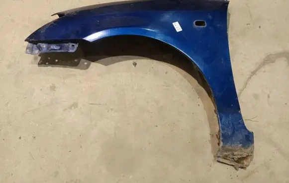 Toyota Corolla E120 E130 Fender 