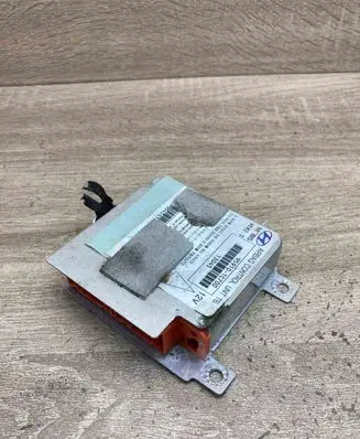 Hyundai i30 Airbag control unit/module 959101C700 13045