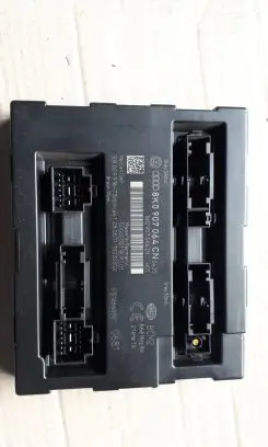 Audi A4 S4 B8 8K Comfort/convenience module 8K0907064cN