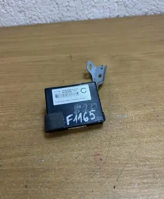 Toyota Prius+ (ZVW40) Immobilizer control unit/module 625348000 F1165