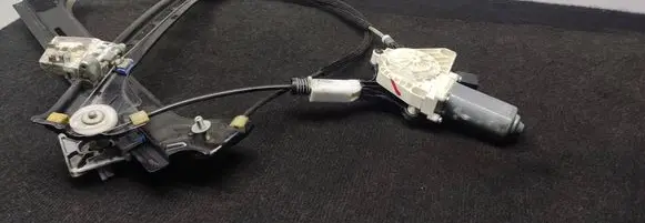 Mercedes-Benz E C207 W207 Front door electric window regulator A2077200146 A2078200342
